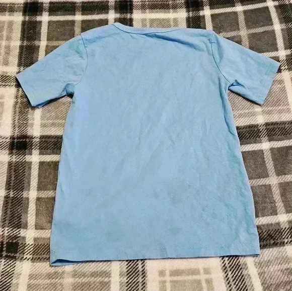 Childrens Place 5t blue 100% cotton shark shirt - Picture 4 of 9